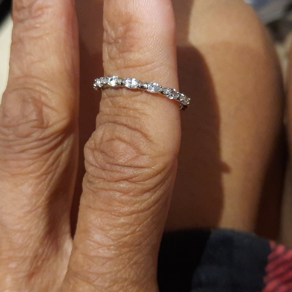 New AUTHENTIC GENUINE SWAROVSKI MATRIX VITTÒRI BAND WEDDING RING SIZE 6.75 - Picture 9 of 9